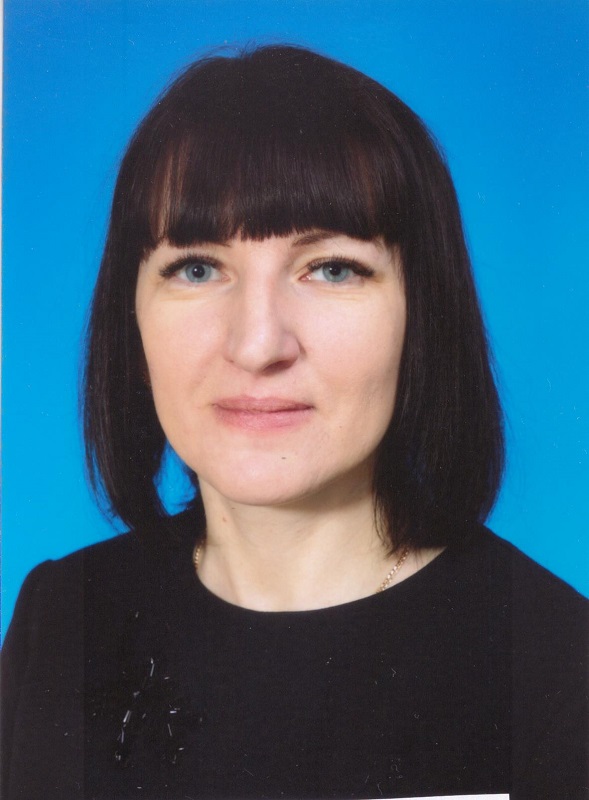 Попова Наталья Геннадьевна.